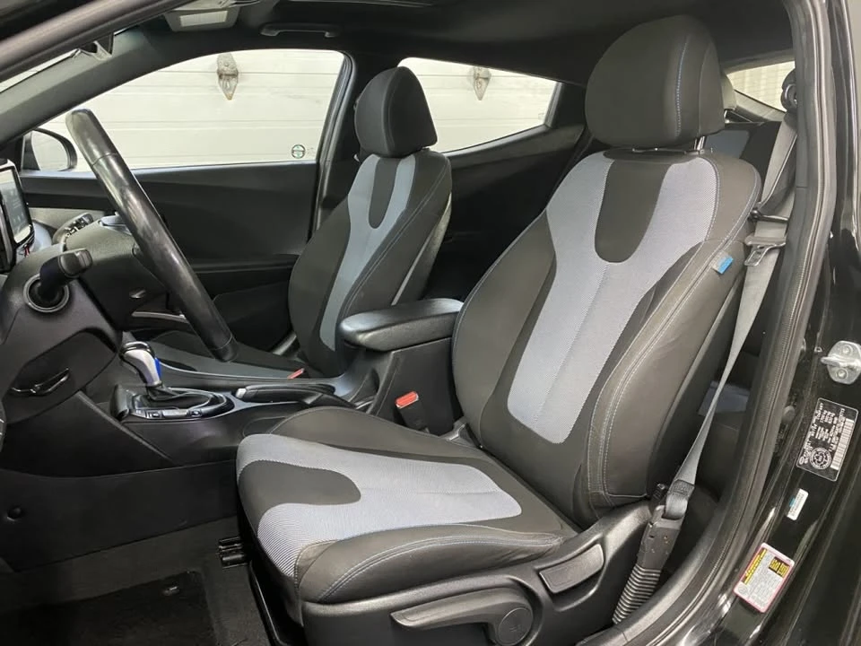 2020 Hyundai Veloster - Image 12 of 20