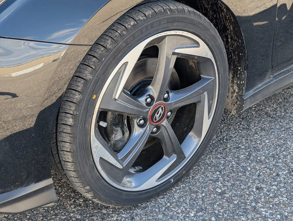 2020 Hyundai Veloster - Image 5 of 16