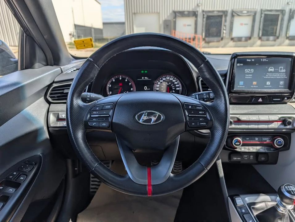 2020 Hyundai Veloster - Image 8 of 16