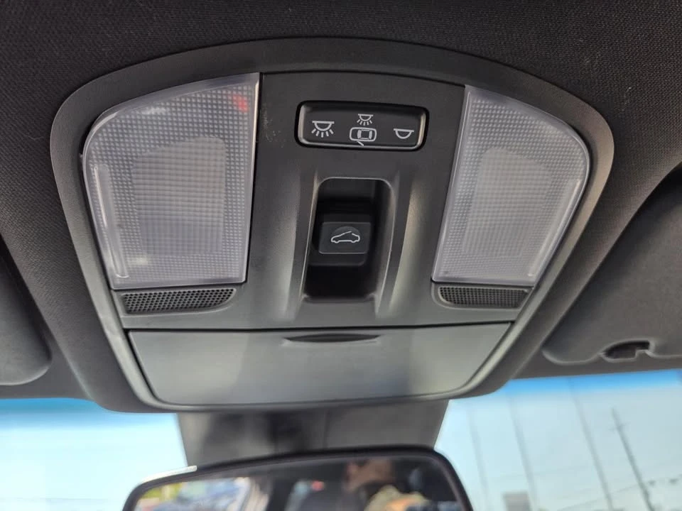 2020 Hyundai Veloster - Image 16 of 19