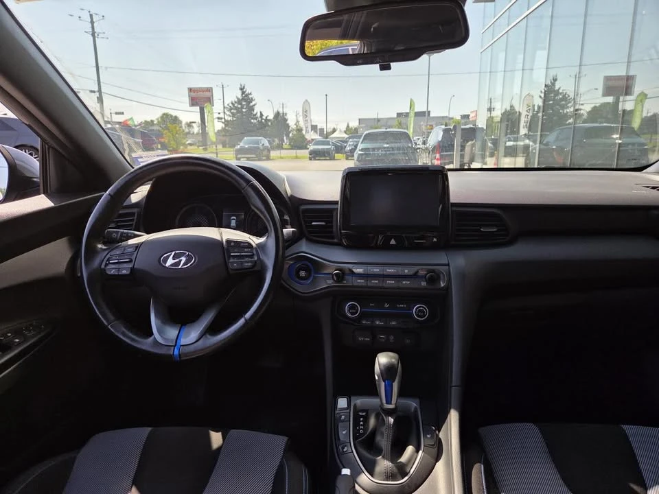 2020 Hyundai Veloster - Image 17 of 19