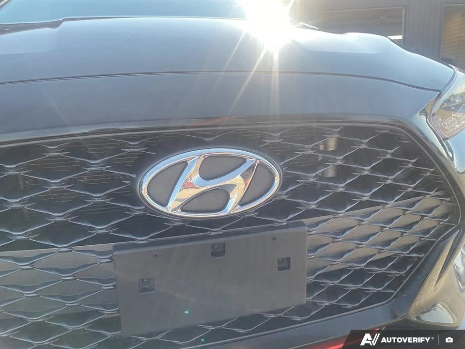 2020 Hyundai Veloster - Image 10 of 20