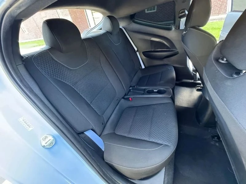 2020 Hyundai Veloster - Image 17 of 20