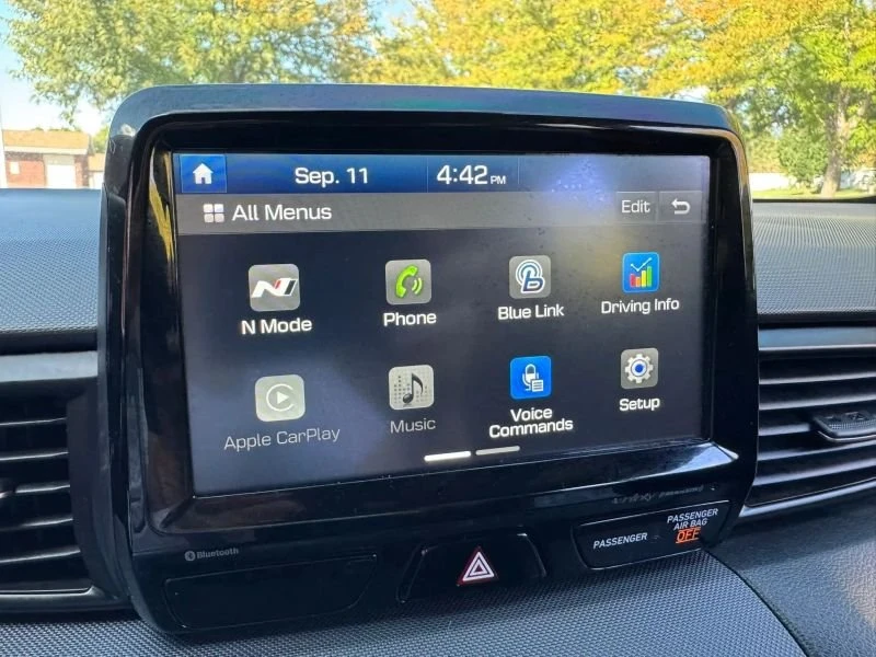 2020 Hyundai Veloster - Image 11 of 20