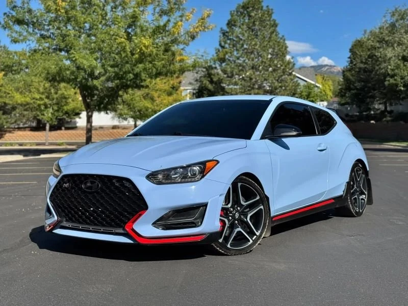 2020 Hyundai Veloster - Image 2 of 20