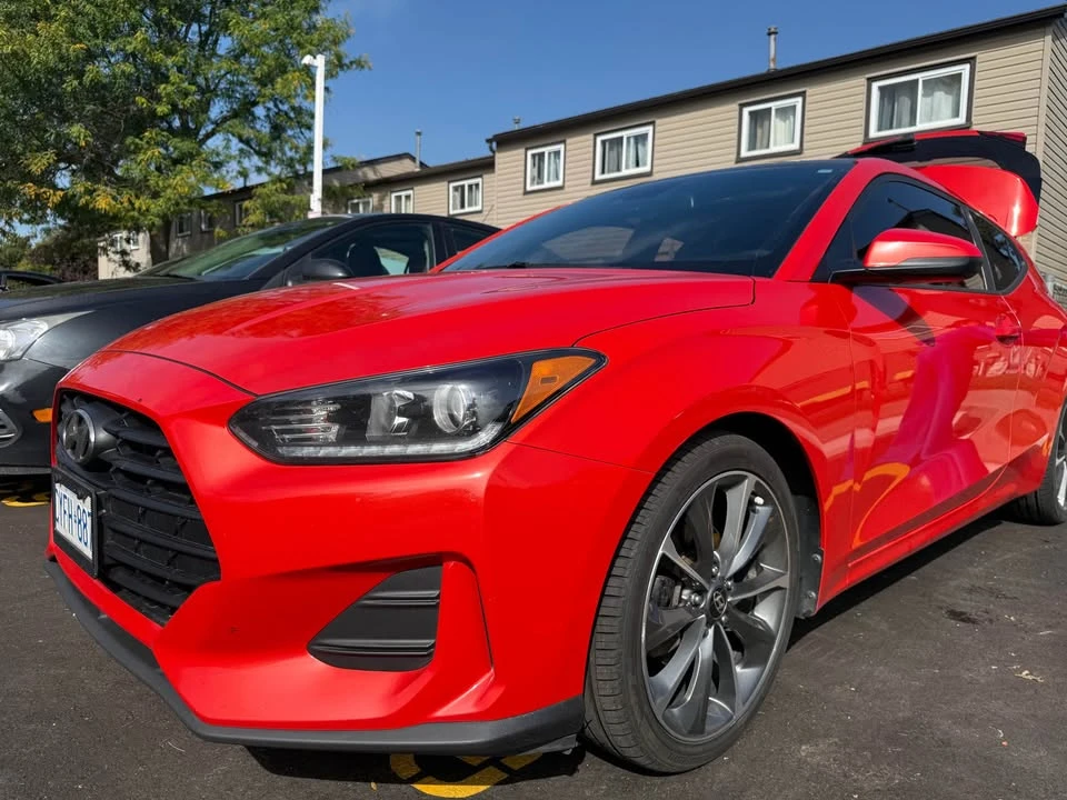 2020 Hyundai Veloster - Image 2 of 16