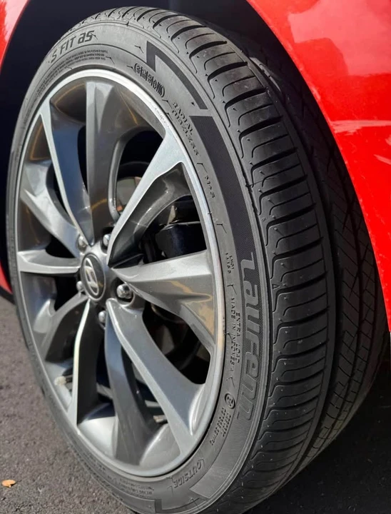2020 Hyundai Veloster - Image 15 of 16