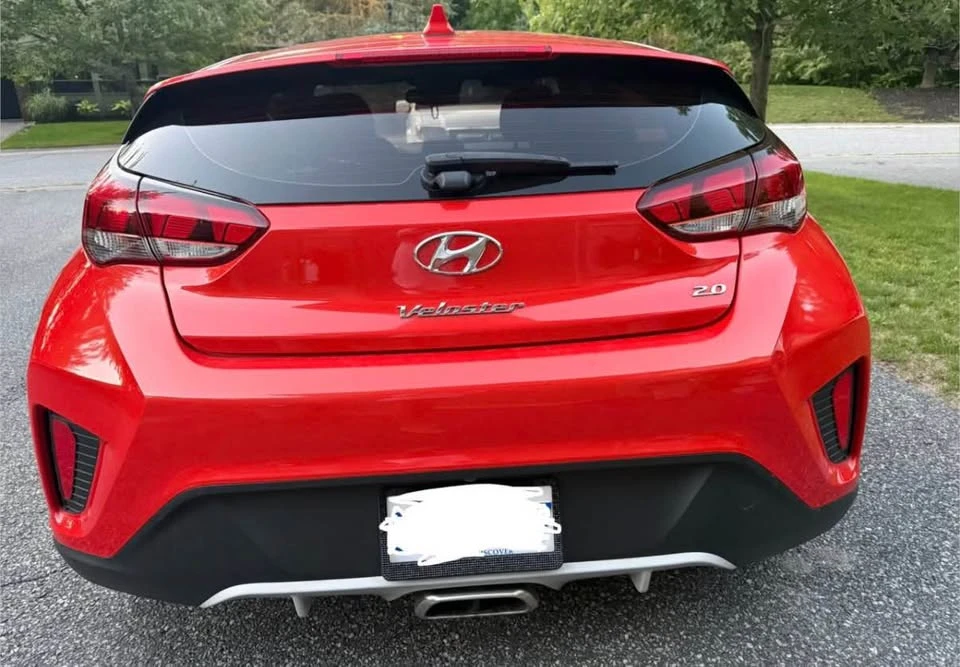 2020 Hyundai Veloster - Image 7 of 16