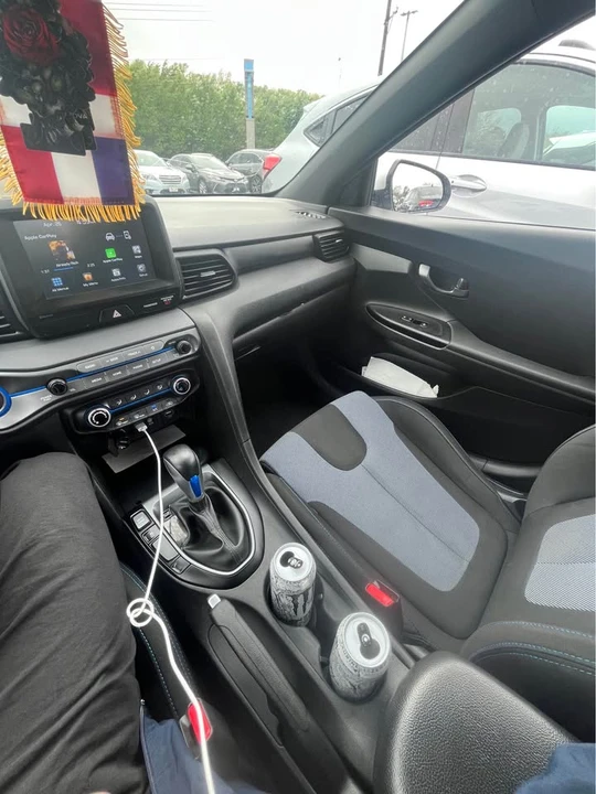 2020 Hyundai Veloster - Image 5 of 7