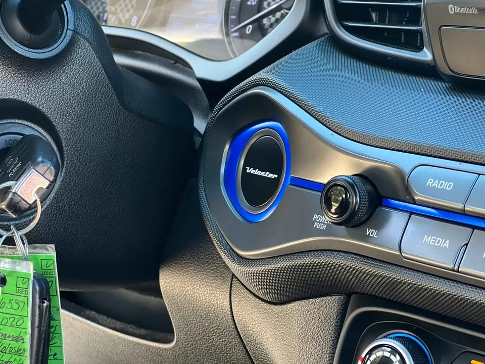 2020 Hyundai Veloster - Image 16 of 17