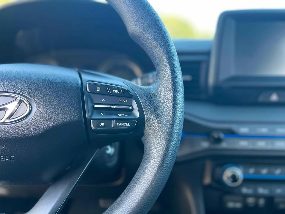 2020 Hyundai Veloster - Image 13 of 17