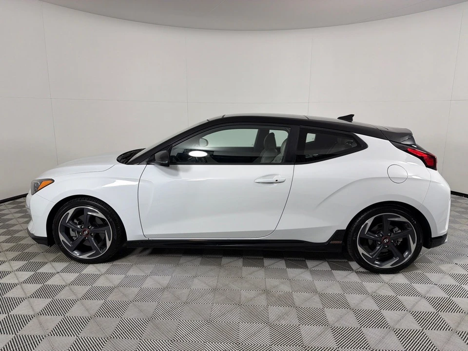 2020 Hyundai Veloster - Image 8 of 21