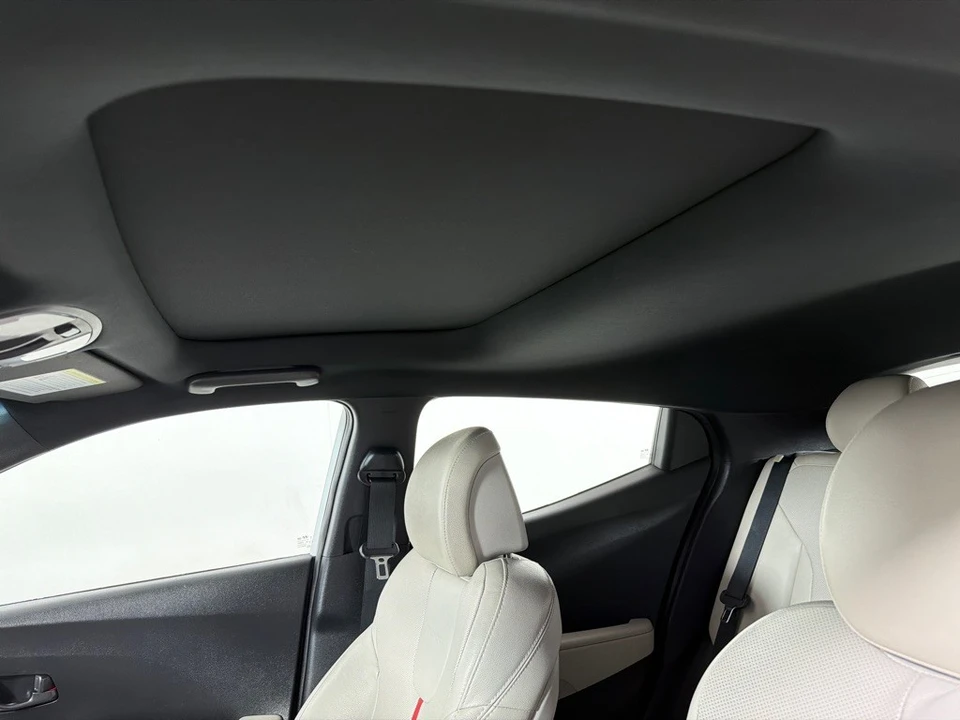 2020 Hyundai Veloster - Image 14 of 21