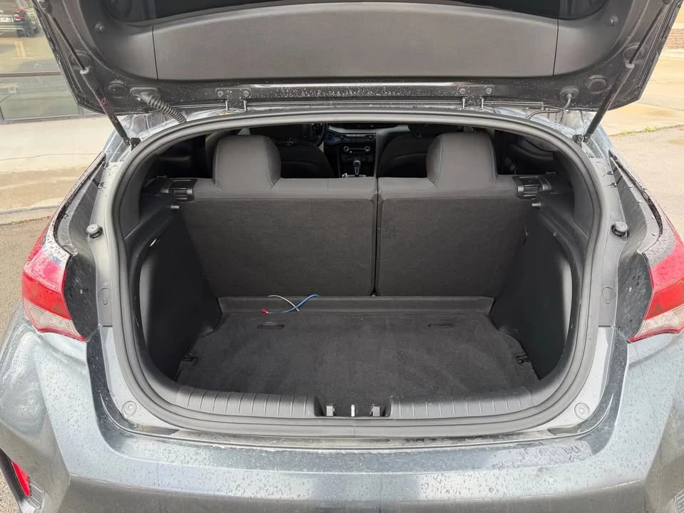2020 Hyundai Veloster - Image 6 of 8