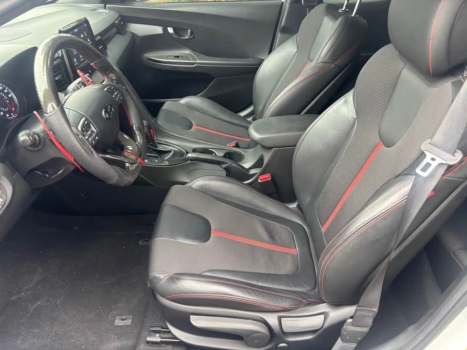2020 Hyundai Veloster - Image 11 of 20