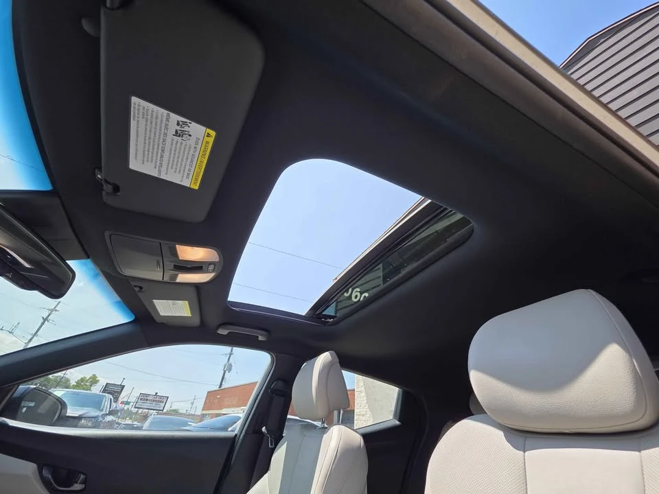 2020 Hyundai Veloster - Image 17 of 20