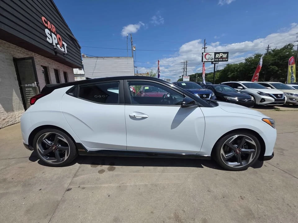 2020 Hyundai Veloster - Image 8 of 20