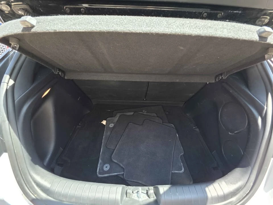 2020 Hyundai Veloster - Image 20 of 20