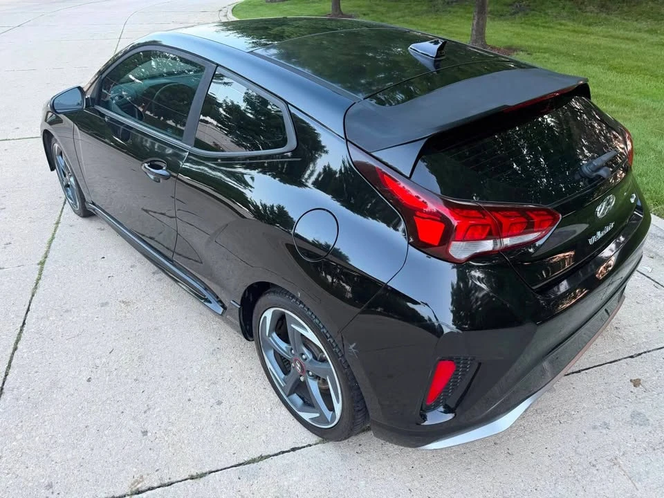 2020 Hyundai Veloster - Image 8 of 10