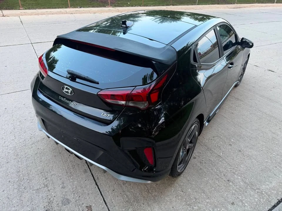 2020 Hyundai Veloster - Image 9 of 10