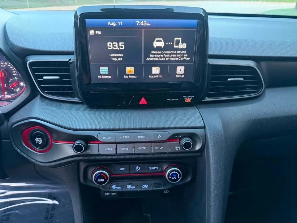 2020 Hyundai Veloster - Image 4 of 10