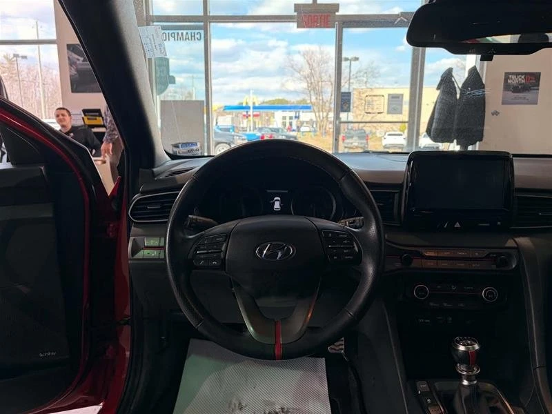 2020 Hyundai Veloster - Image 14 of 20