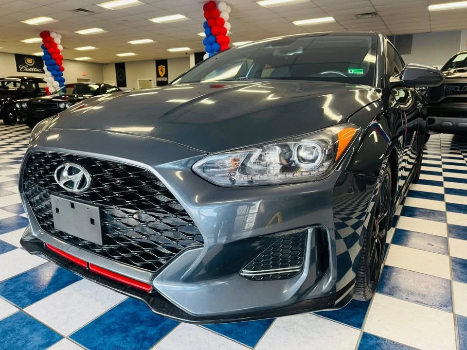2020 Hyundai Veloster - Image 2 of 17