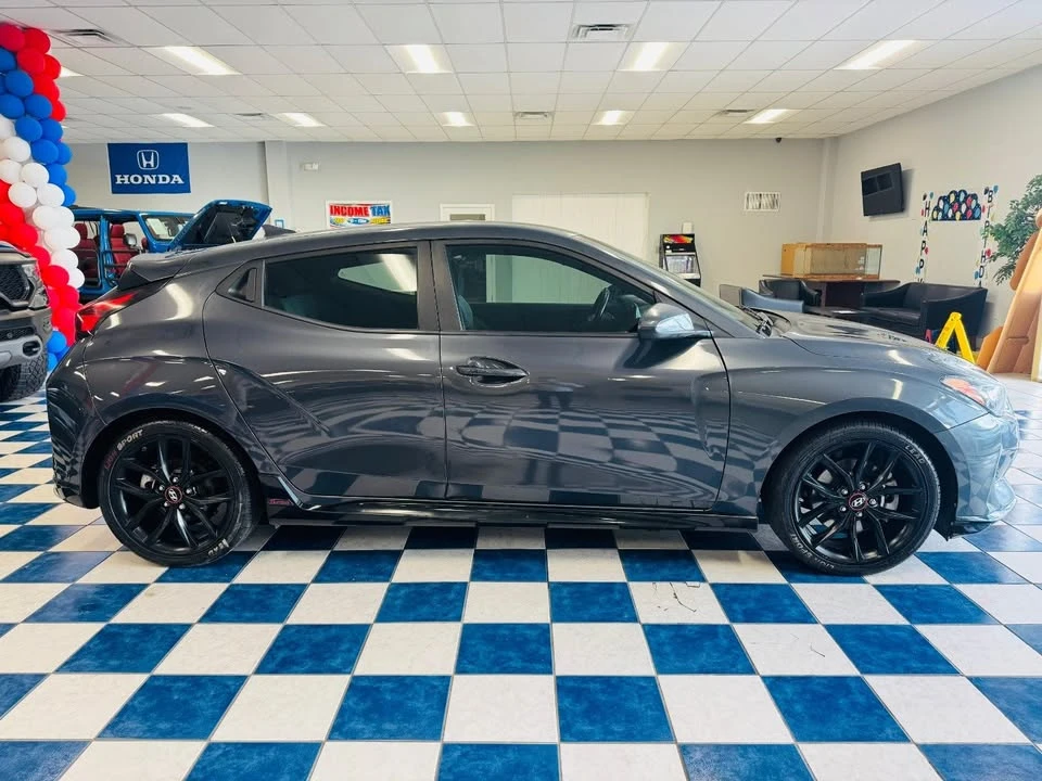 2020 Hyundai Veloster - Image 7 of 17