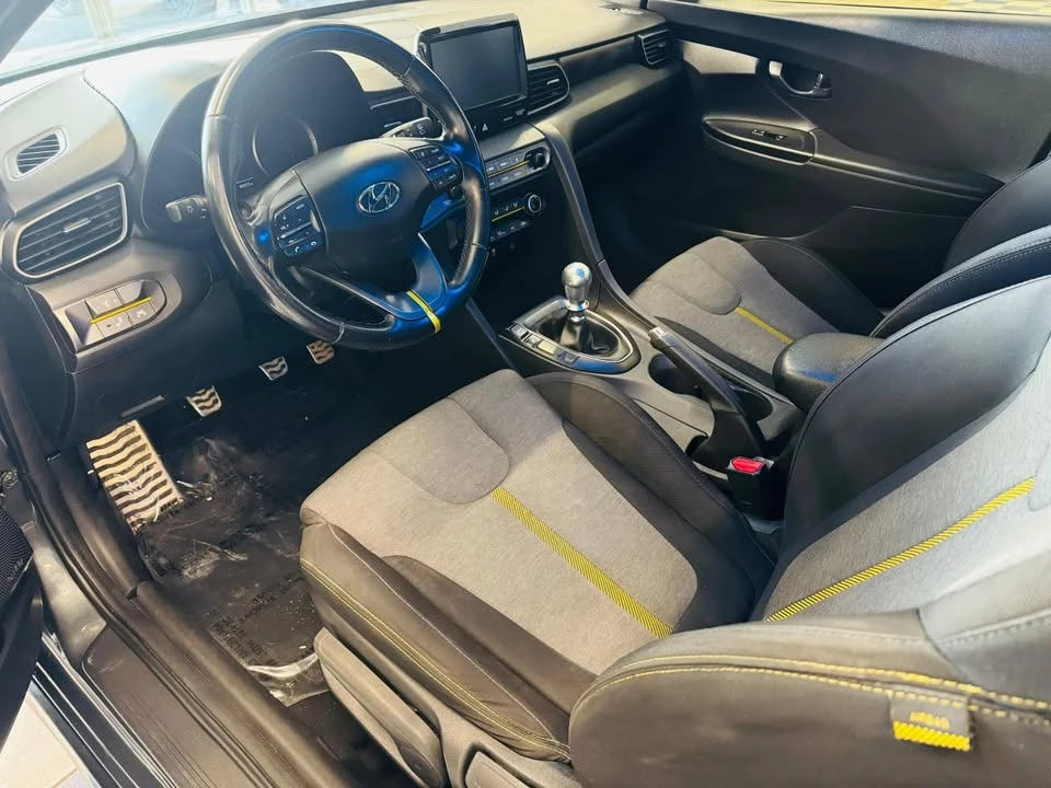 2020 Hyundai Veloster - Image 9 of 17