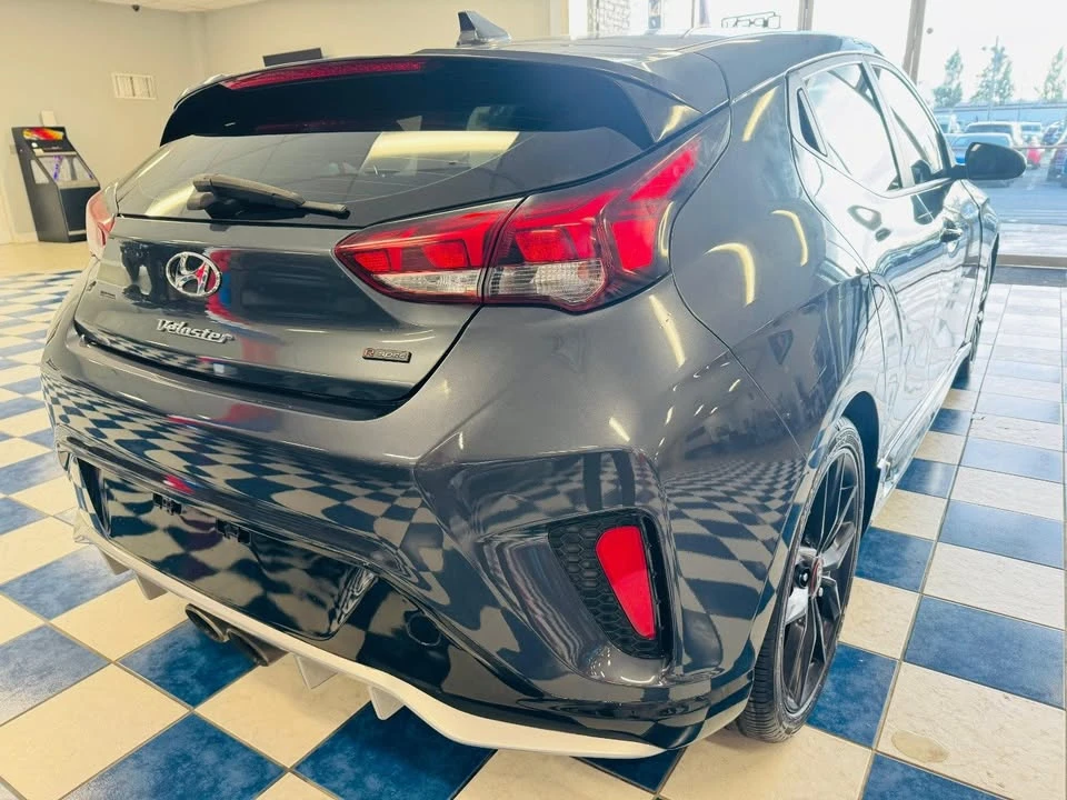 2020 Hyundai Veloster - Image 6 of 17