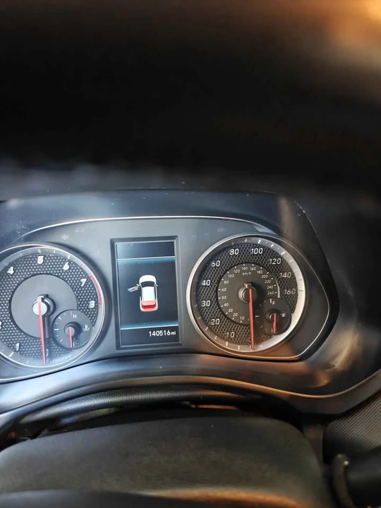 2020 Hyundai Veloster - Image 11 of 15