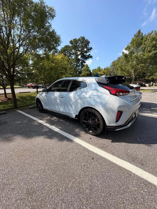 2020 Hyundai Veloster - Image 13 of 14