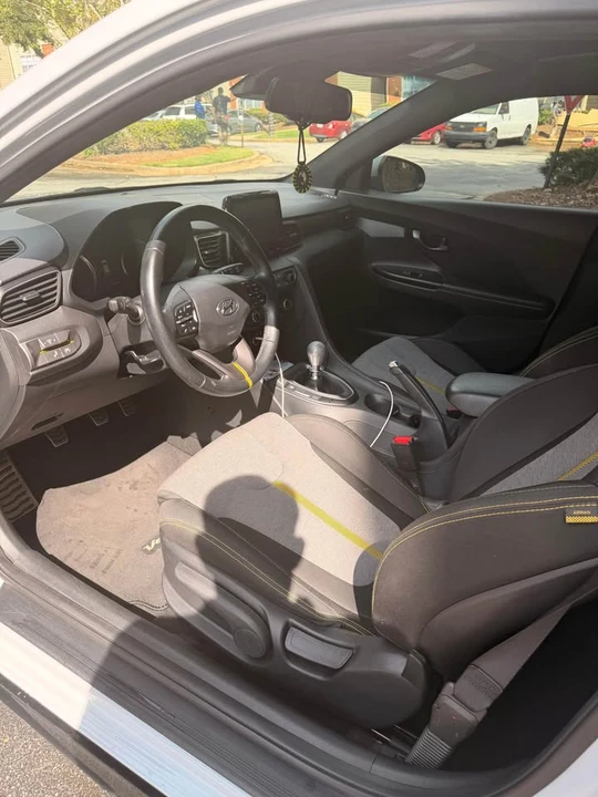 2020 Hyundai Veloster - Image 6 of 14