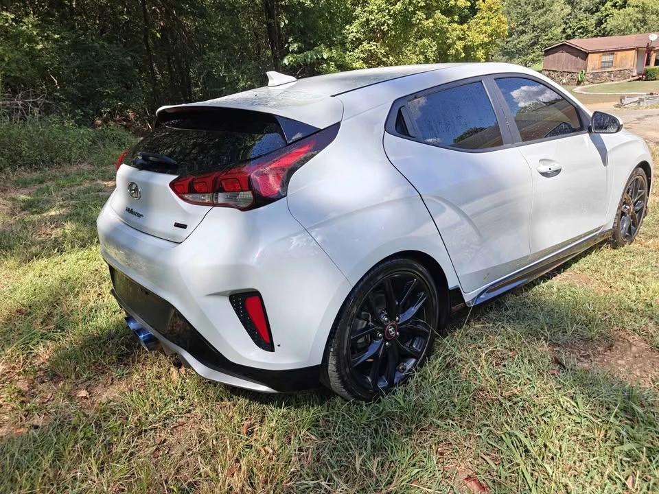 2020 Hyundai Veloster - Image 3 of 15