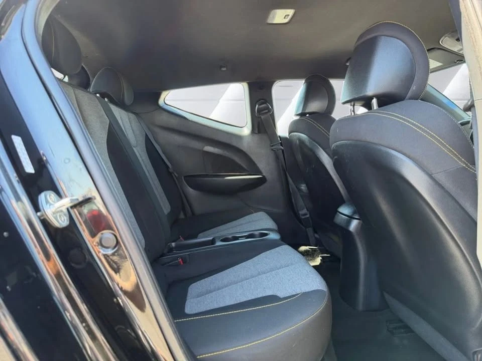 2020 Hyundai Veloster - Image 11 of 19