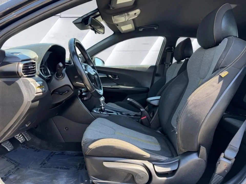 2020 Hyundai Veloster - Image 9 of 19