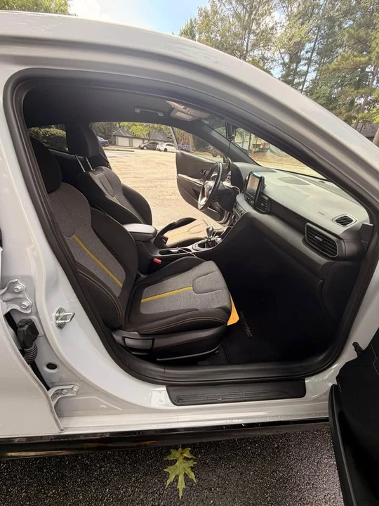 2020 Hyundai Veloster - Image 5 of 14