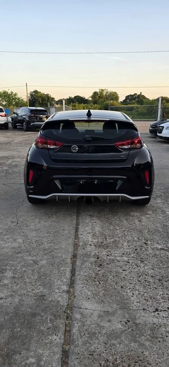 2020 Hyundai Veloster - Image 5 of 8