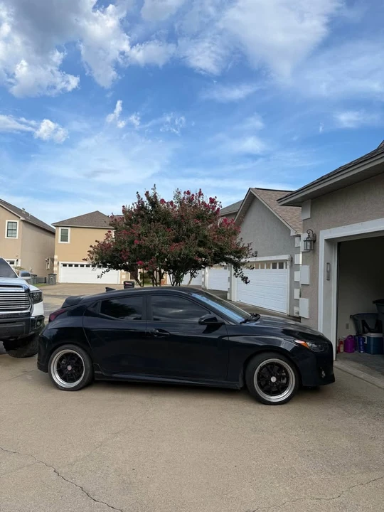 2020 Hyundai Veloster - Image 3 of 9