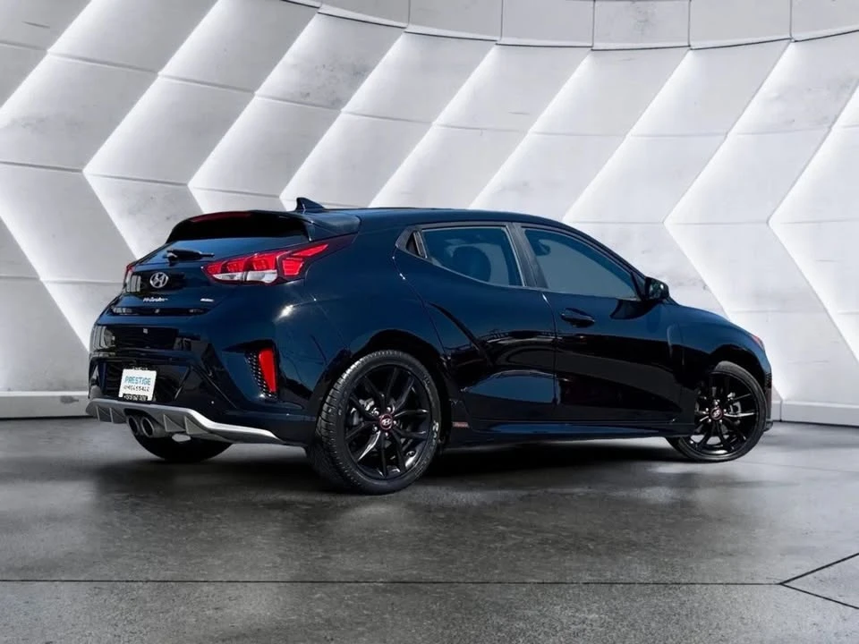 2020 Hyundai Veloster - Image 8 of 19