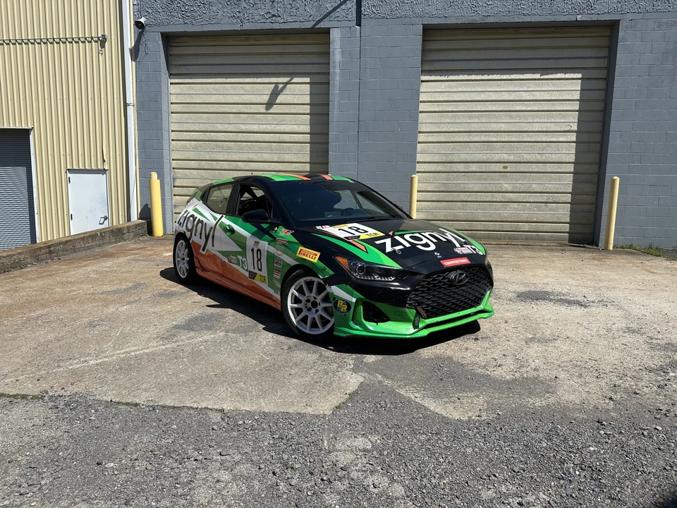 2020 Hyundai Veloster - Image 7 of 31