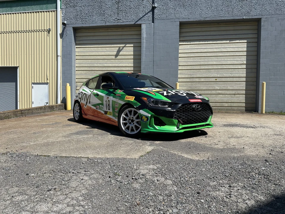 2020 Hyundai Veloster - Image 13 of 31