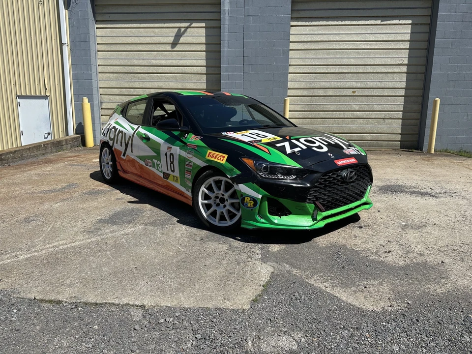 2020 Hyundai Veloster - Image 11 of 31