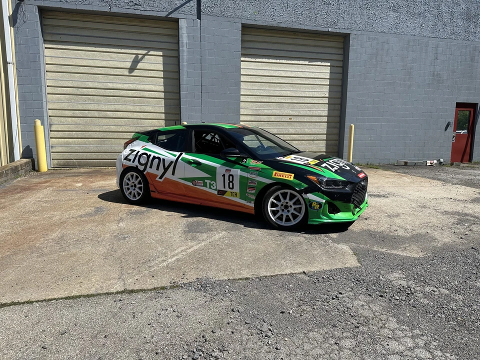 2020 Hyundai Veloster - Image 16 of 31
