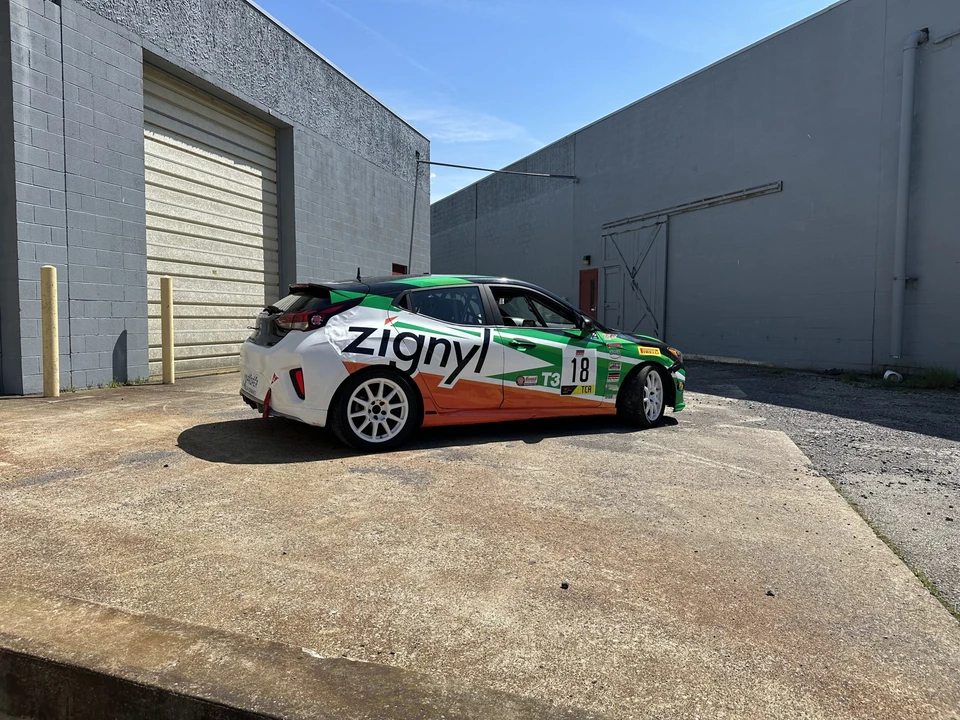 2020 Hyundai Veloster - Image 20 of 31