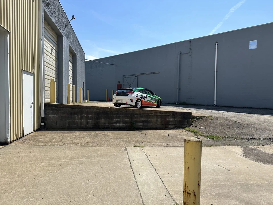 2020 Hyundai Veloster - Image 26 of 31