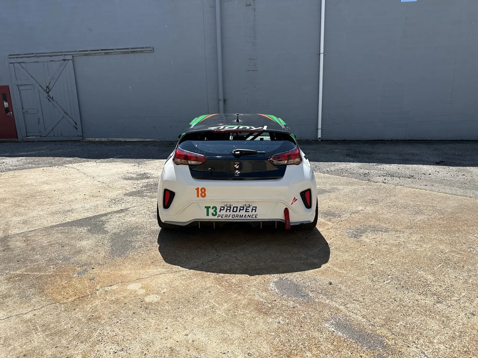 2020 Hyundai Veloster - Image 29 of 31