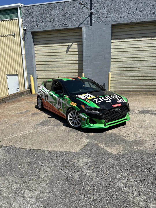 2020 Hyundai Veloster - Image 8 of 31