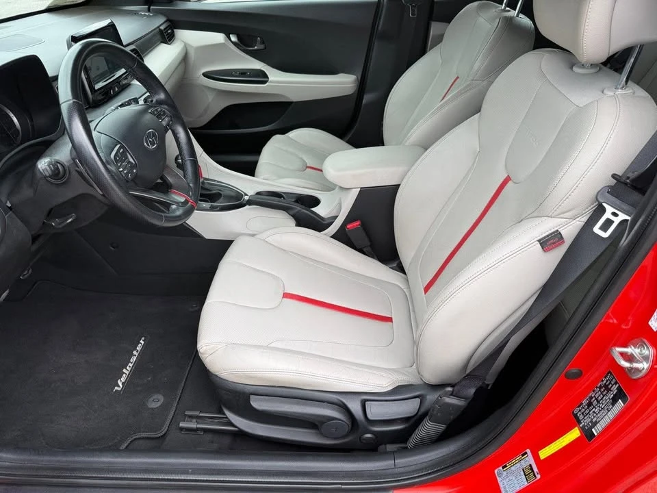 2020 Hyundai Veloster - Image 10 of 20