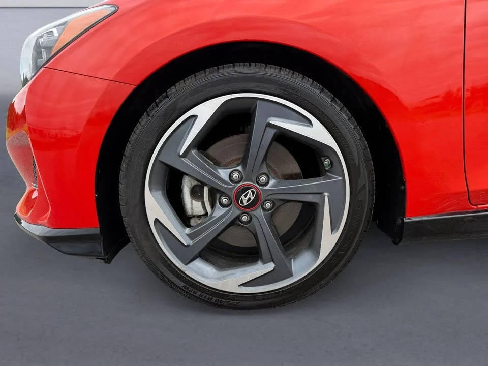 2020 Hyundai Veloster - Image 9 of 20
